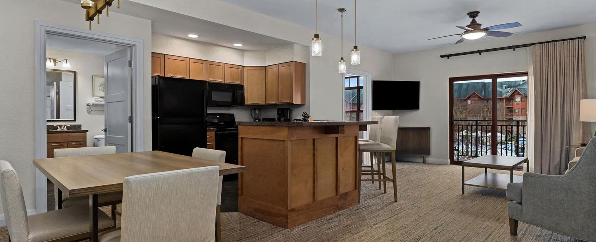 Great Smokies Lodge Sevierville By Hellovacay Екстериор снимка