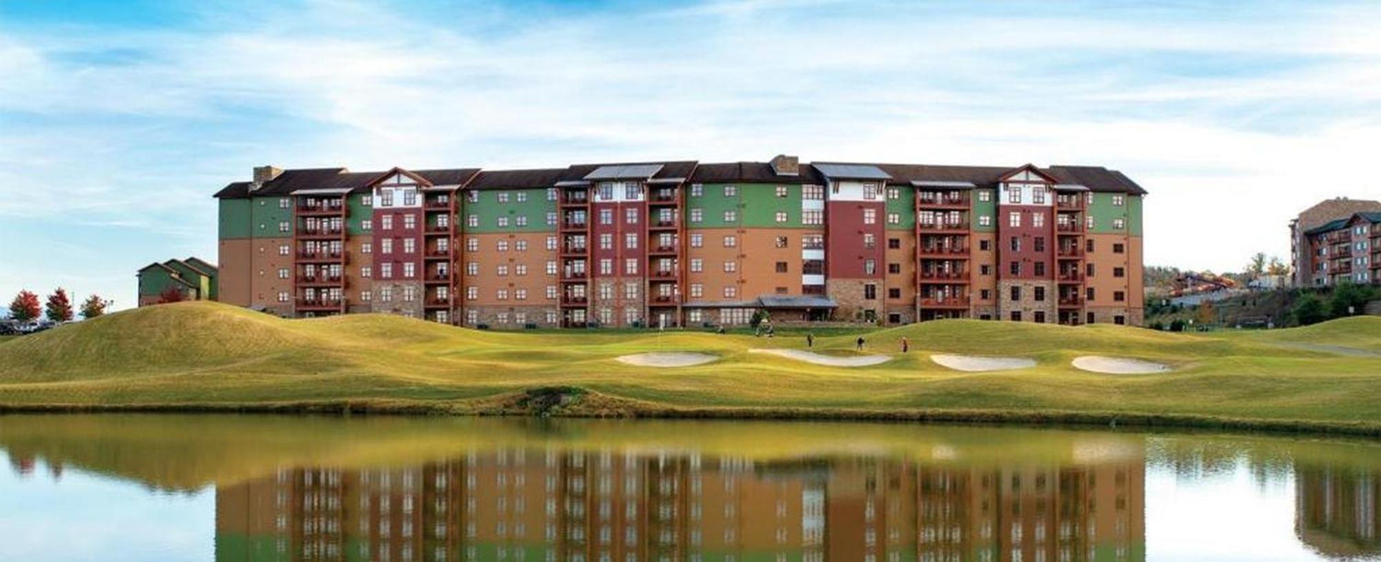 Great Smokies Lodge Sevierville By Hellovacay Екстериор снимка